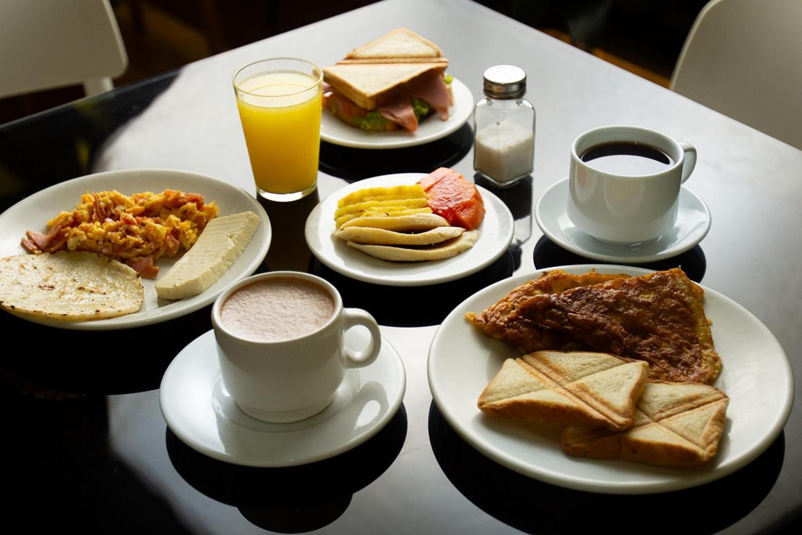 Veler Hotel 3*